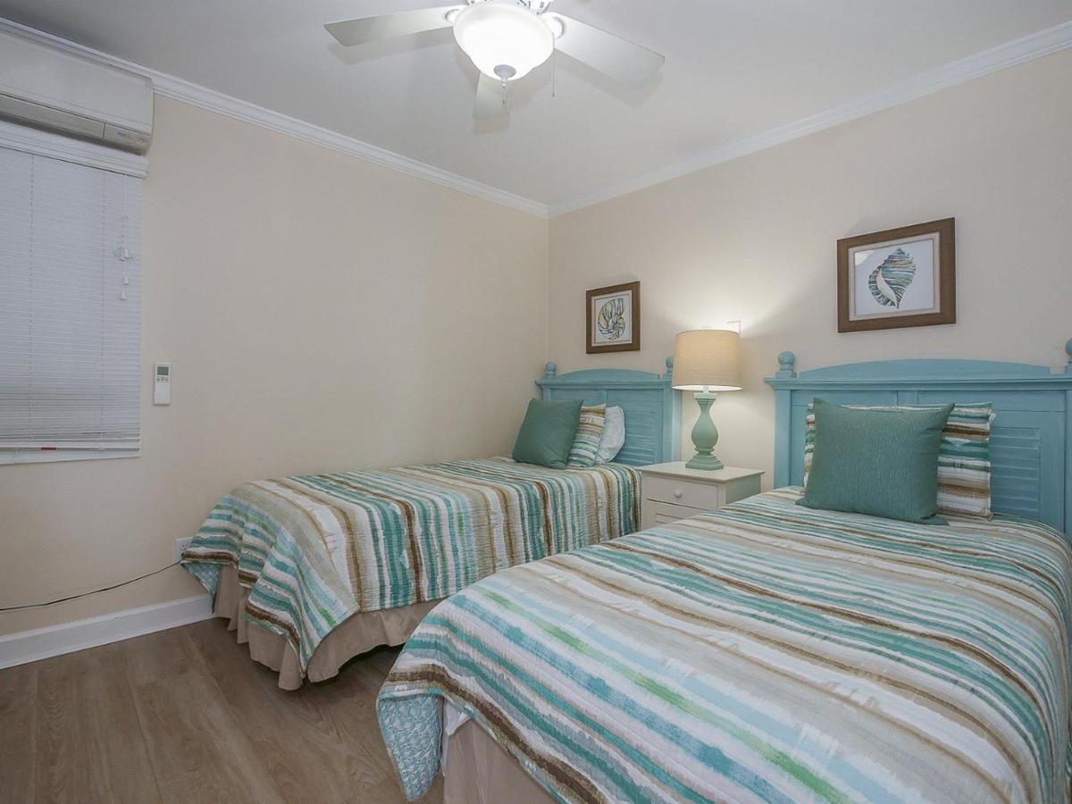 Direct Oceanfront Private Villa Overlooking Pool/Beach - South Forest Beach - Right Next To Coligny Plaza 힐튼 헤드 아일랜드 외부 사진