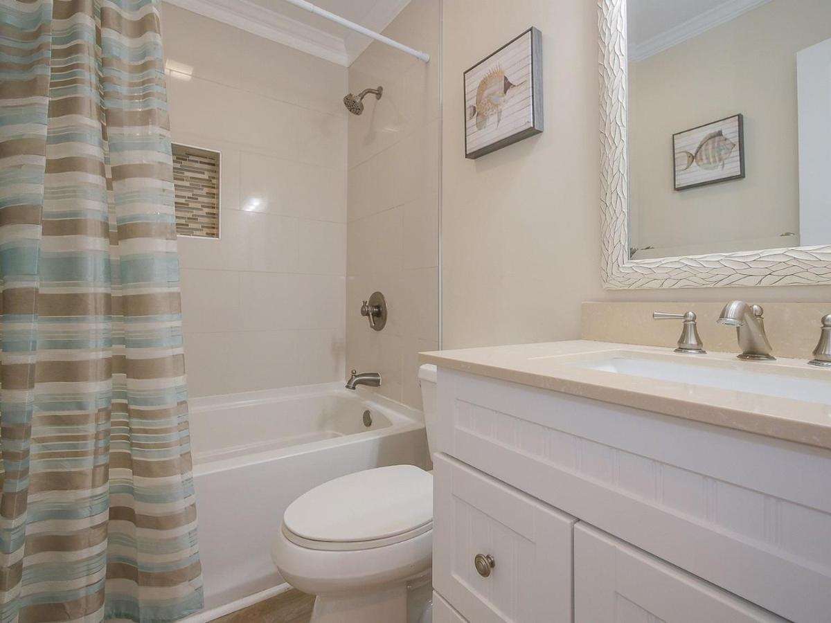 Direct Oceanfront Private Villa Overlooking Pool/Beach - South Forest Beach - Right Next To Coligny Plaza 힐튼 헤드 아일랜드 외부 사진
