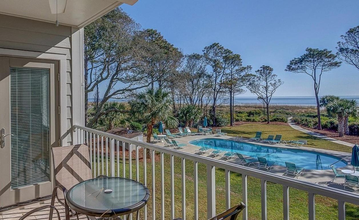 Direct Oceanfront Private Villa Overlooking Pool/Beach - South Forest Beach - Right Next To Coligny Plaza 힐튼 헤드 아일랜드 외부 사진